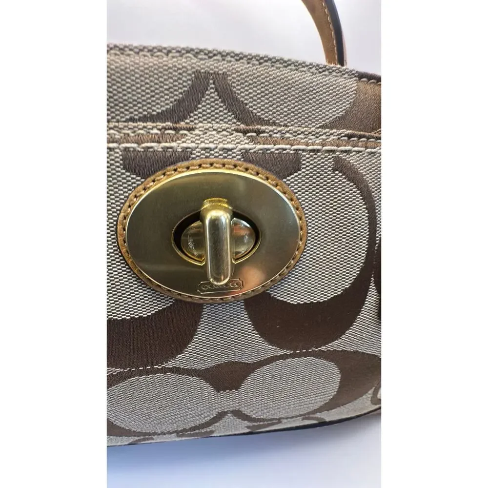 Vintage Coach Hampton Madeline signature Satchel